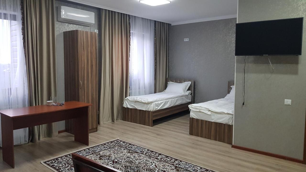 Nomad Hotel Bishkek Halal Eksteriør billede